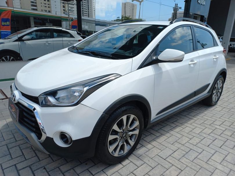 Hyundai HB20X Style 1.6 Flex 16v Mec.