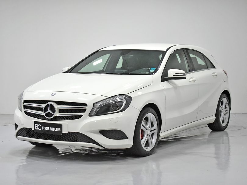 Mercedes Classe A 200 1.6 TB 16V Urban 156cv Aut.