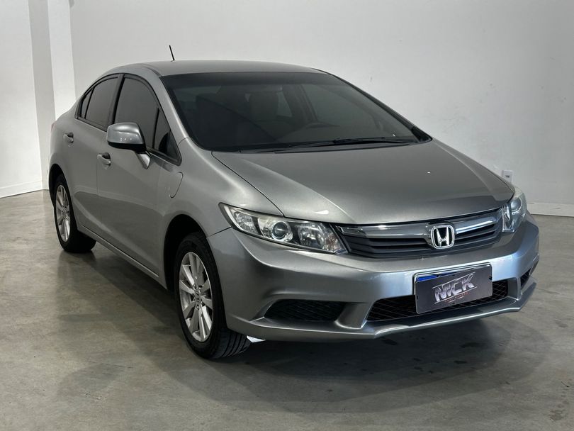 Honda Civic Sedan LXS 1.8/1.8 Flex 16V Mec. 4p