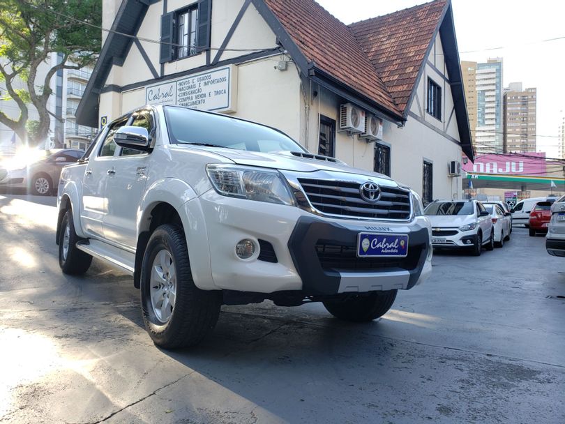 Toyota Hilux CD SRV D4-D 4x4 3.0 TDI Diesel Aut