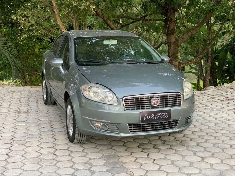 Fiat LINEA ESSENCE Dualogic 1.8 Flex 16V 4p