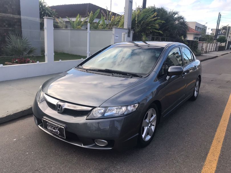 Honda Civic Sedan LXS 1.8/1.8 Flex 16V Mec. 4p