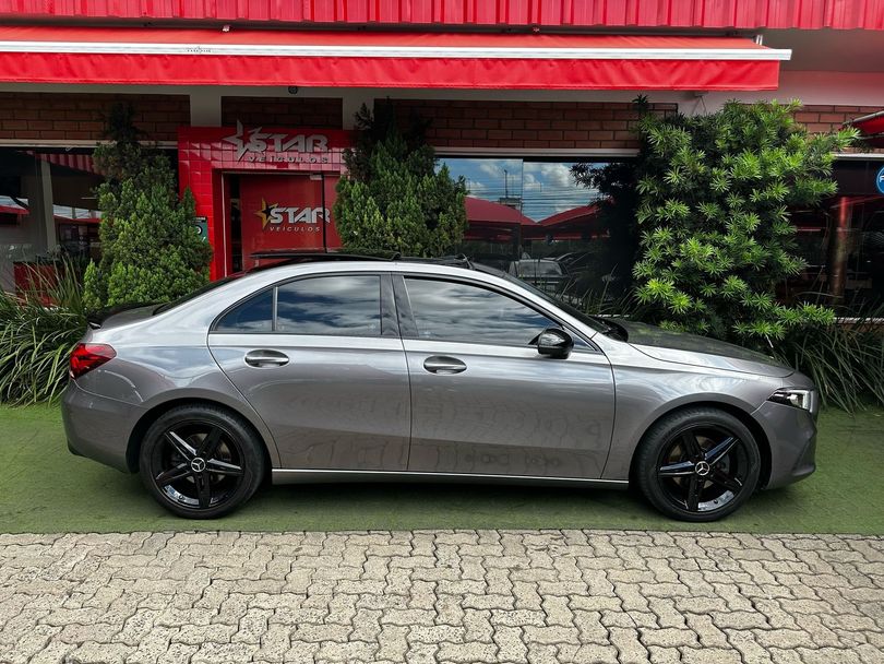 Mercedes 1.3 CGI GASOLINA ADVANCE SEDAN 7G-DCT