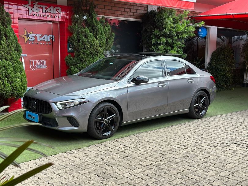 Mercedes 1.3 CGI GASOLINA ADVANCE SEDAN 7G-DCT