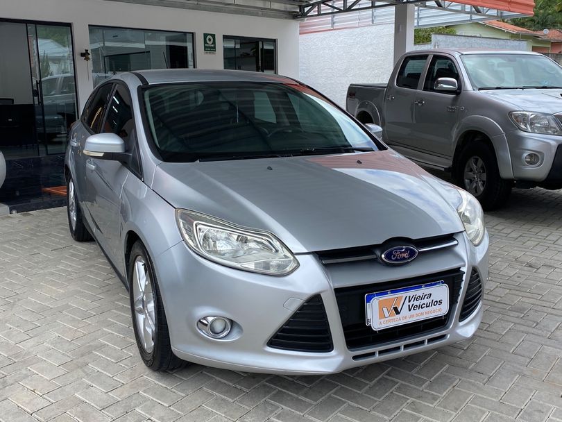 Ford Focus 1.6 S/SE/SE Plus Flex 8V/16V  5p