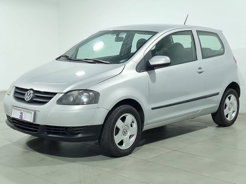 VolksWagen Fox Route 1.0 Mi Total Flex 8V 3p