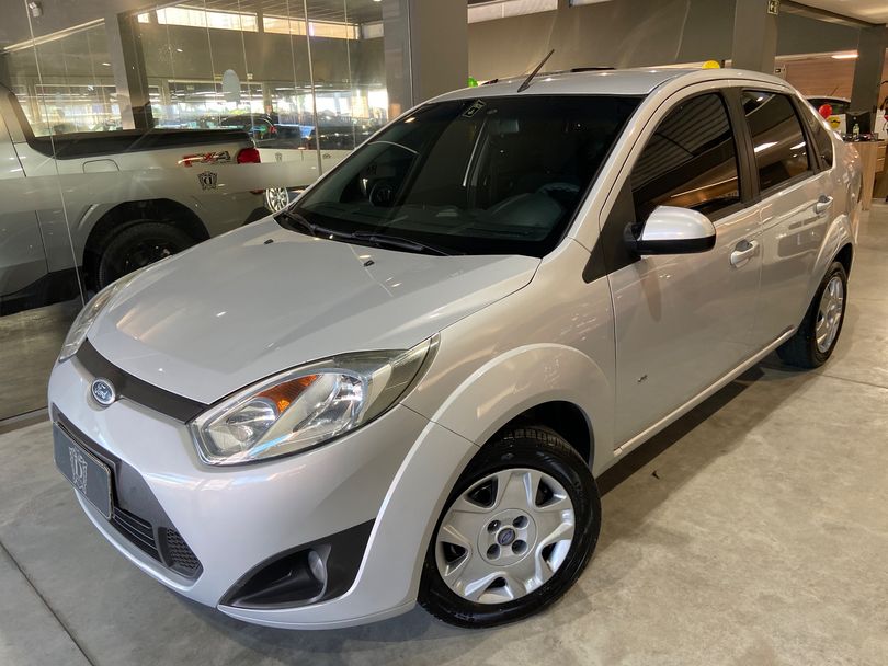 Ford Fiesta Sedan SE 1.6 8V Flex 4p