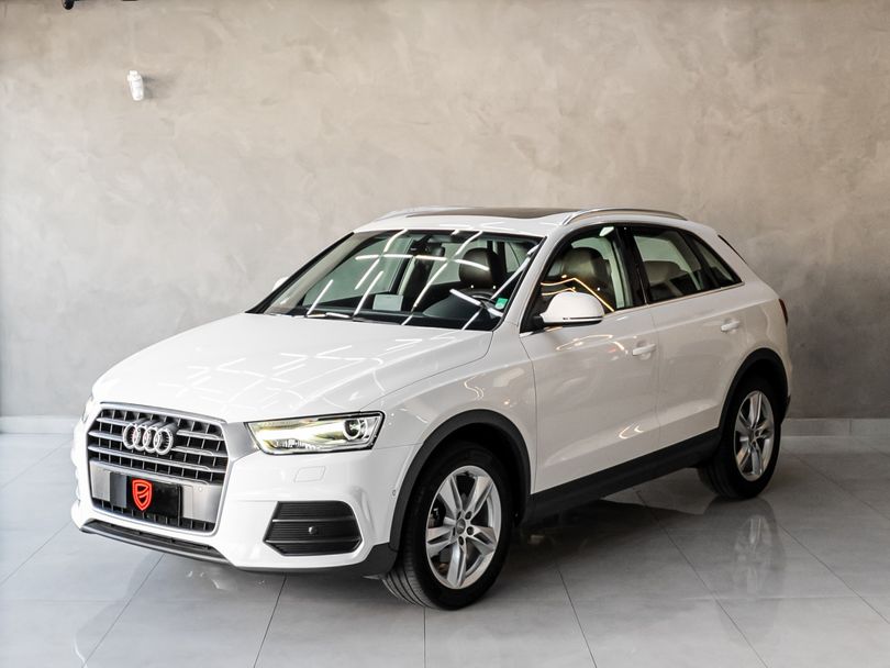 Audi Q3 P. Plus 1.4 TFSI Flex/P.Plus S-tronic