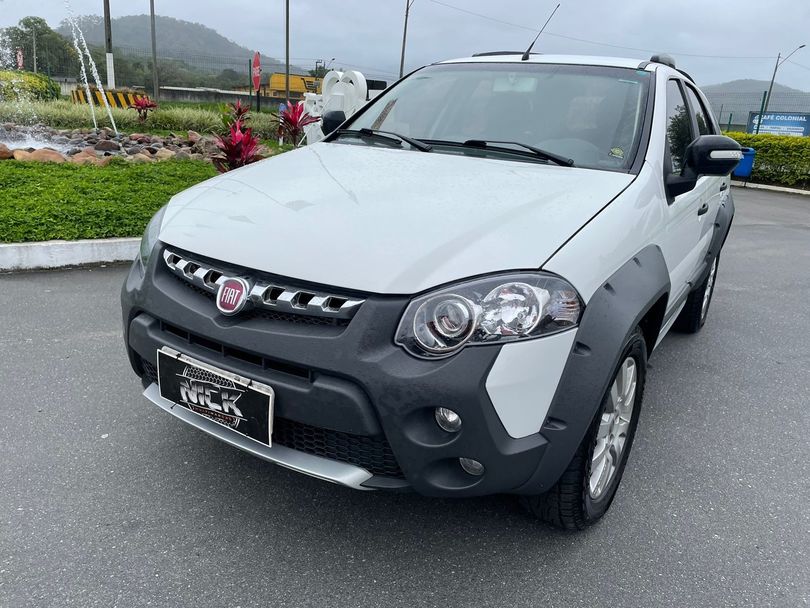 Fiat Palio Week.Adv.LOCK.Dualogic 1.8 Flex