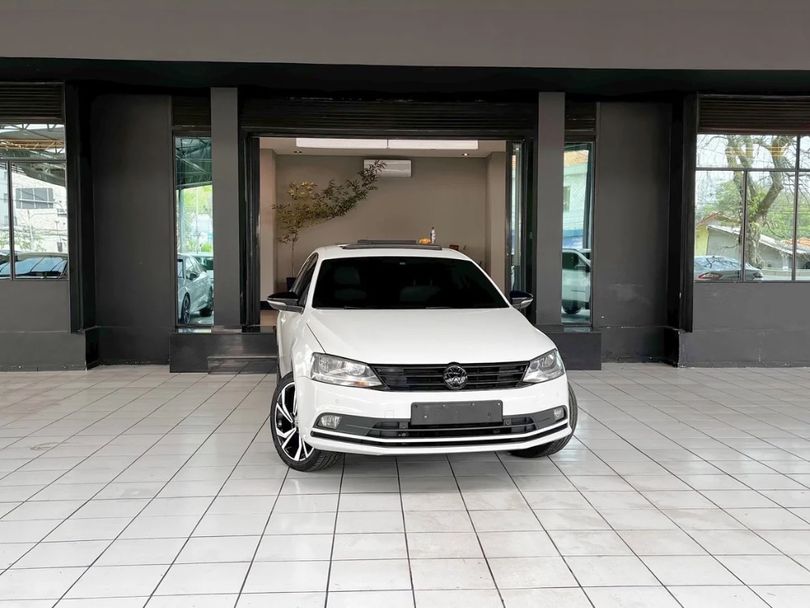 VolksWagen JETTA Highline 2.0 TSI 16V 4p Tiptronic