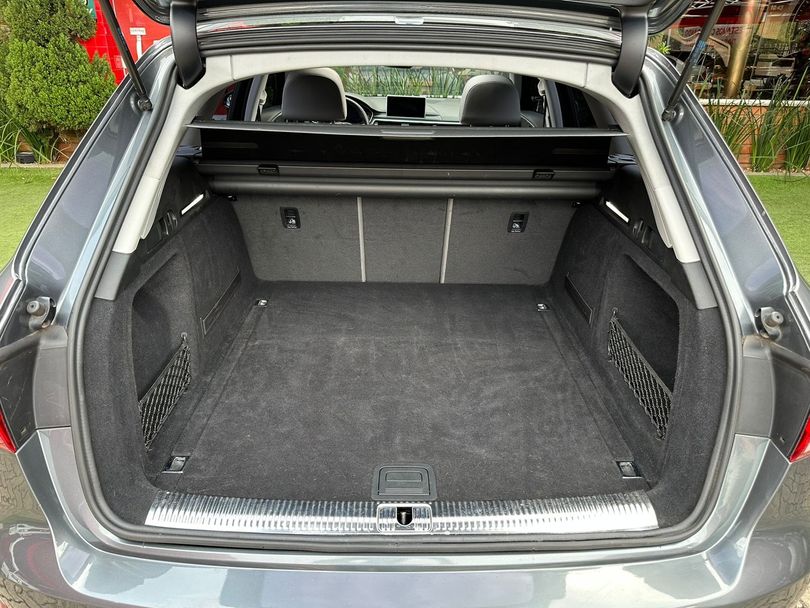 Audi A4 Avant Lim. Ed. 2.0 TFSI S tronic