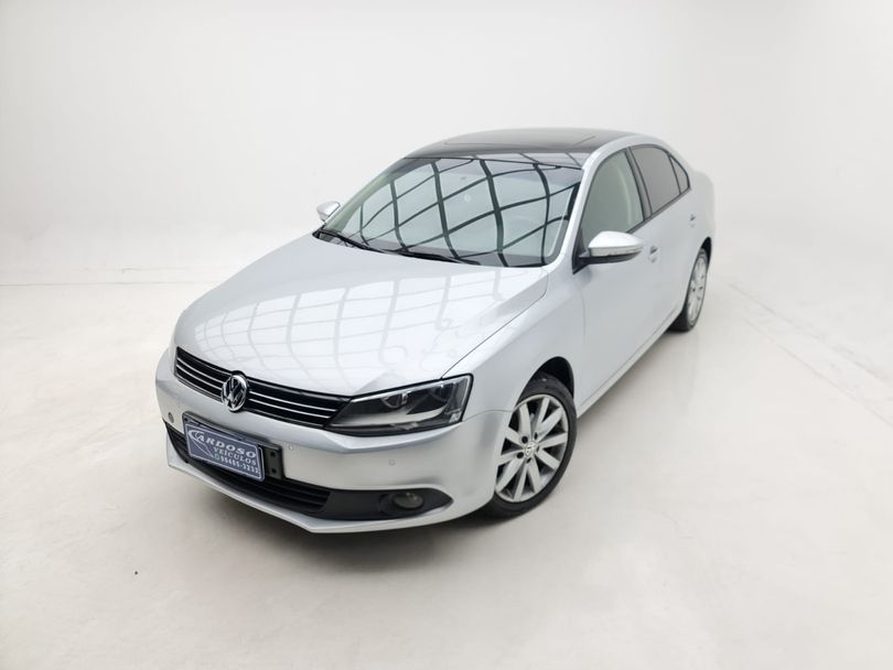VOLKSWAGEN 2.0 COMFORTLINE FLEX 4P TIPTRONIC