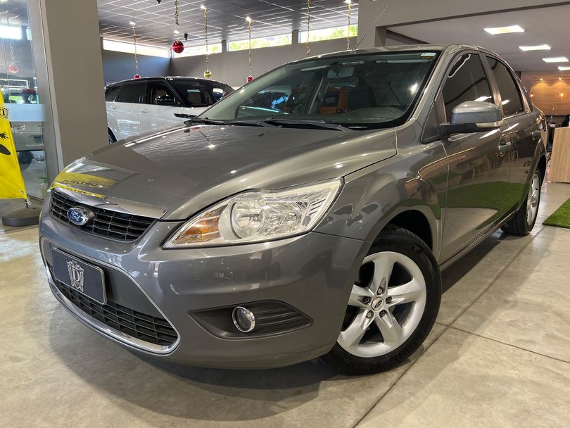 Ford Focus 2.0 16V/ 2.0 16V Flex 5p