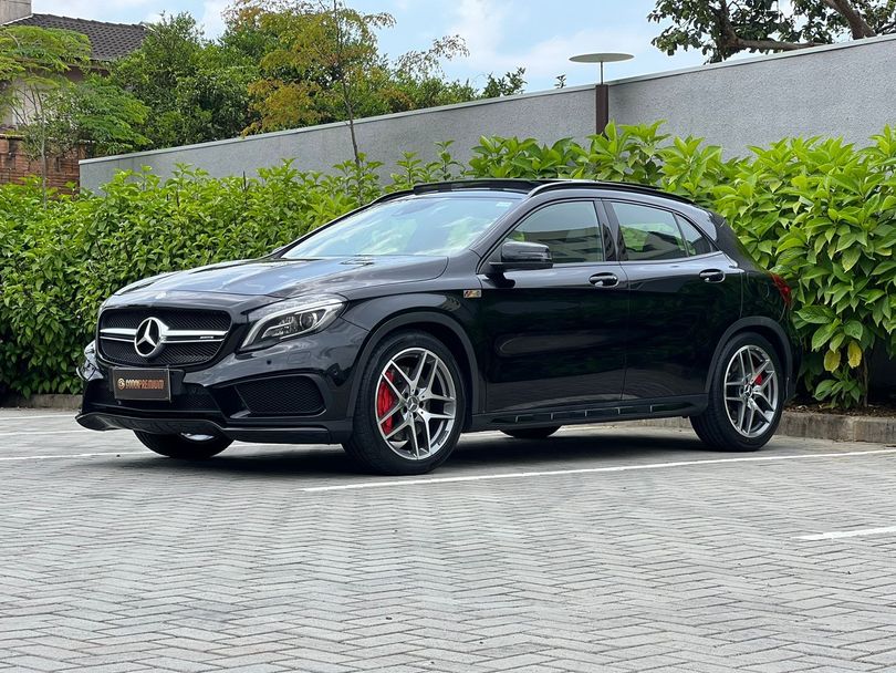 Mercedes GLA 45 AMG 4MATIC 2.0 Turbo Aut.