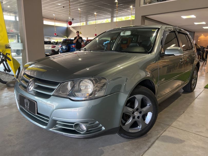VolksWagen Golf  TECH 1.6 Mi Total Flex 8V 4p