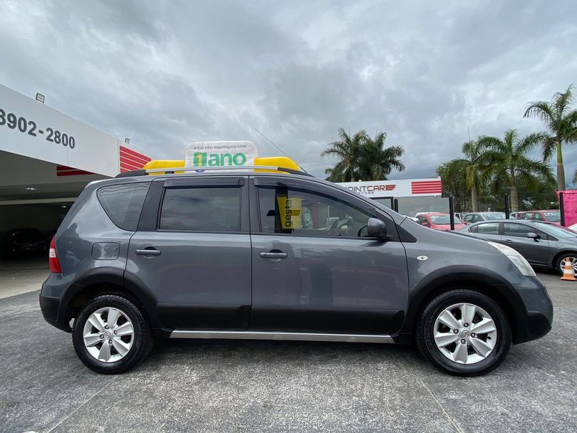 Nissan LIVINA X-GEAR SL/X-GEAR 1.8 Flex F. Aut.