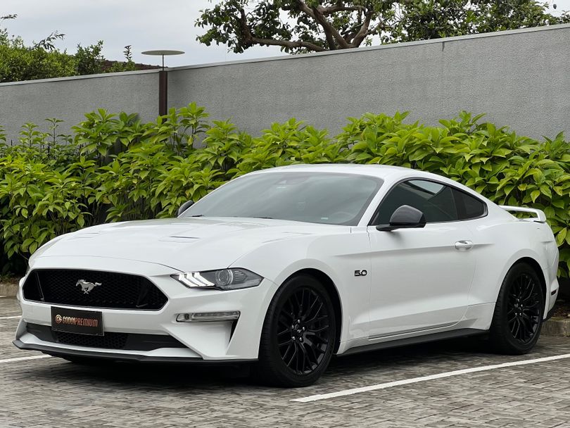 Ford Mustang GT Premium 5.0 V8