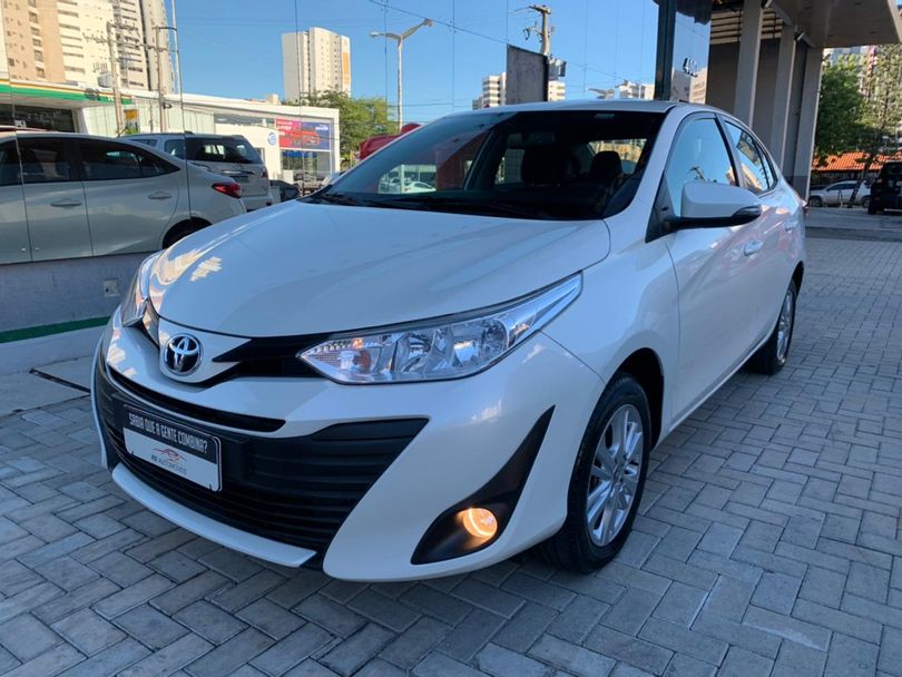 Toyota YARIS XL Sedan 1.5 Flex 16V 4p Aut.