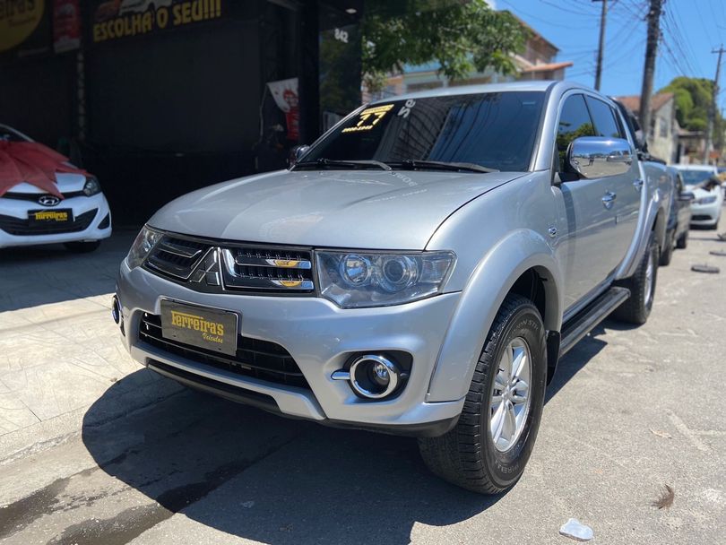 Mitsubishi L200 Triton HPE 3.2 CD TB Int.Diesel Aut