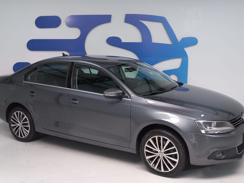 VolksWagen JETTA Highline 2.0 TSI 16V 4p Tiptronic