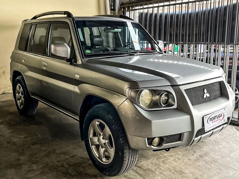 Mitsubishi Pajero TR4 2.0/ 2.0 Flex 16V 4x4 Aut.