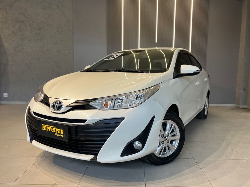 Toyota YARIS XL Sedan 1.5 Flex 16V 4p Mec.