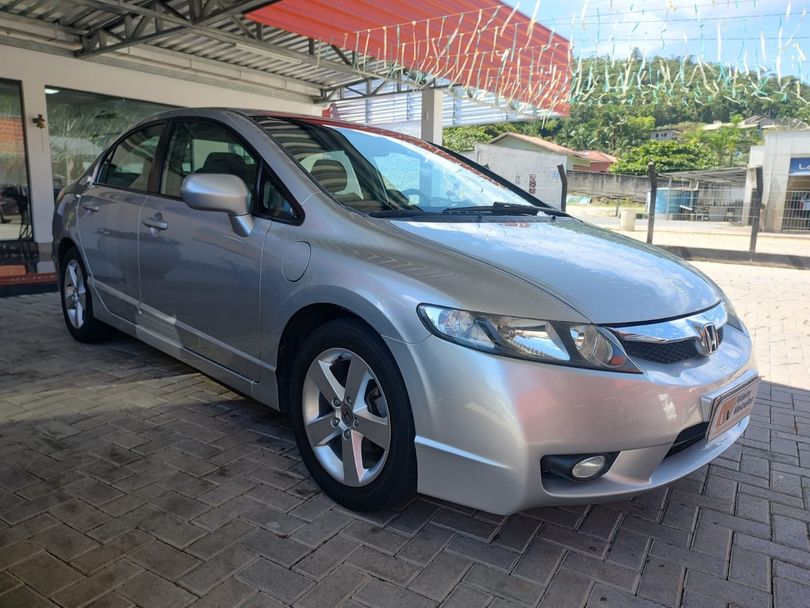 Honda Civic Sedan LXS 1.8/1.8 Flex 16V Mec. 4p