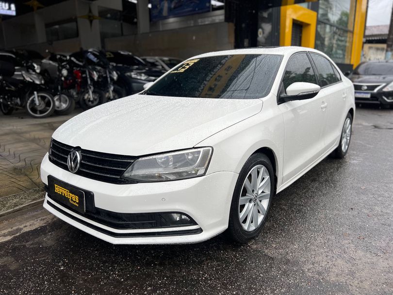 VolksWagen JETTA Comfortline 2.0 T.Flex 8V 4p Tipt.