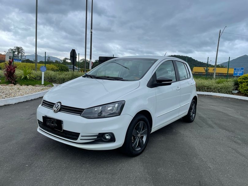 VolksWagen Fox Connect I Motion 1.6 Flex 8V 5p