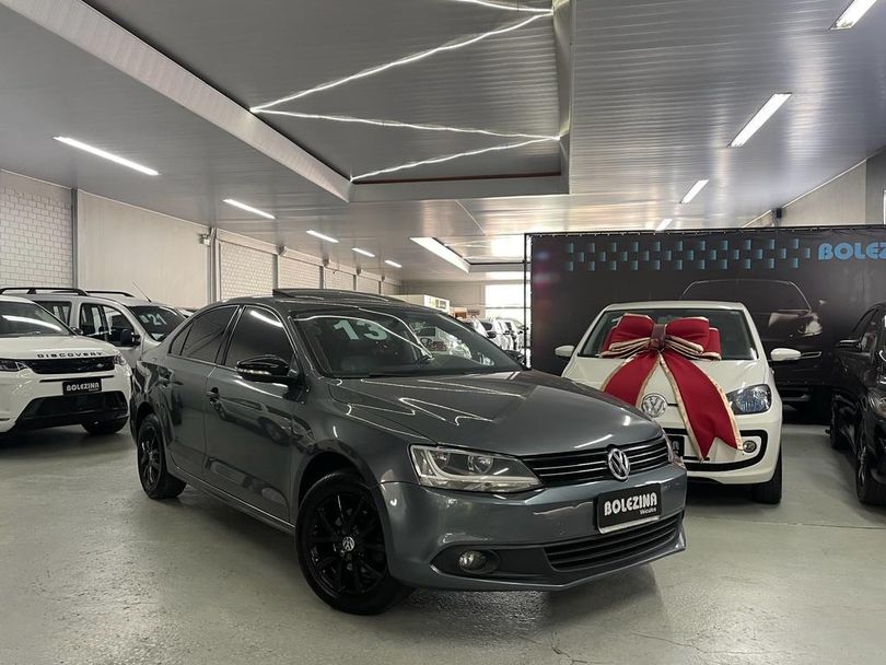 VolksWagen JETTA Comfortline 2.0 T.Flex 8V 4p Tipt.