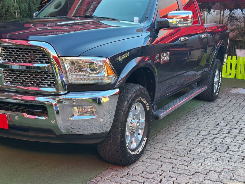 RAM 2500 LARAMIE  6.7 TDI  CD 4x4 Diesel