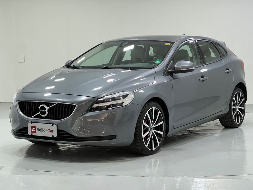 Volvo V40 T-4 MOMENTUM 2.0 Aut.