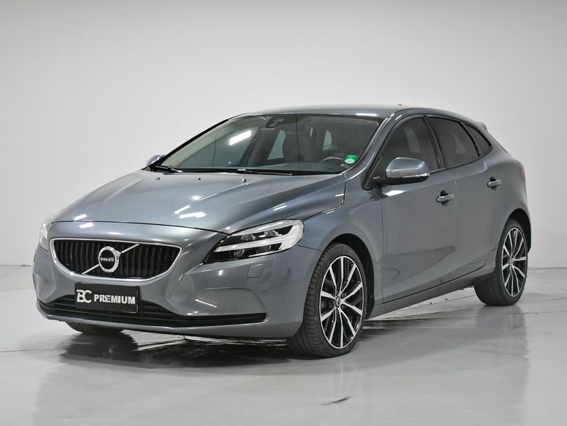 Volvo V40 T-4 MOMENTUM 2.0 Aut.