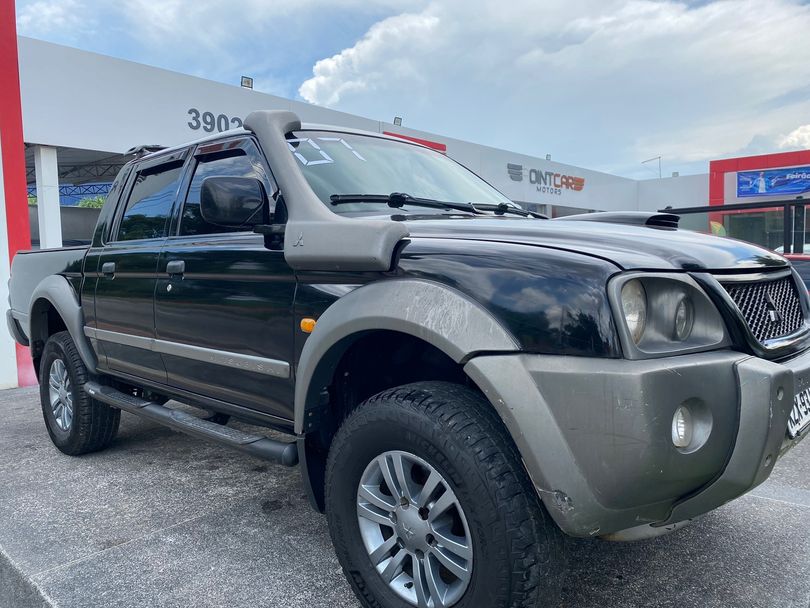 Mitsubishi L200 Sport HPE 2.5 4x4 CD DTI Dies. Aut.