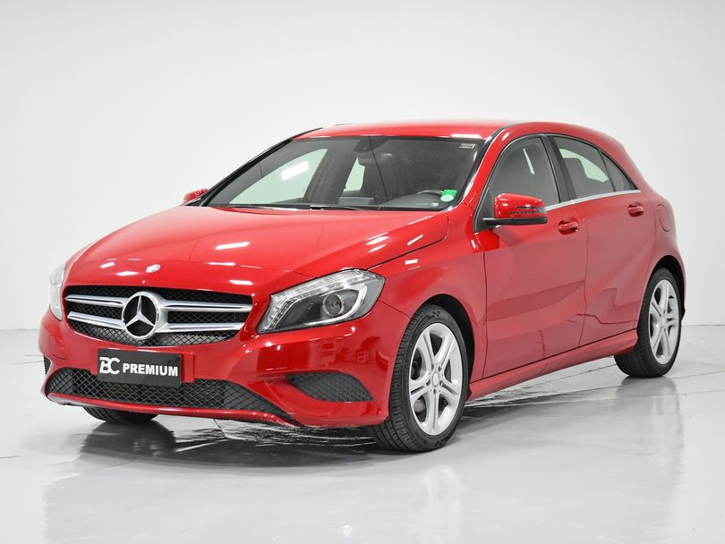 Mercedes Classe A 200 1.6 TB 16V Urban 156cv Aut.