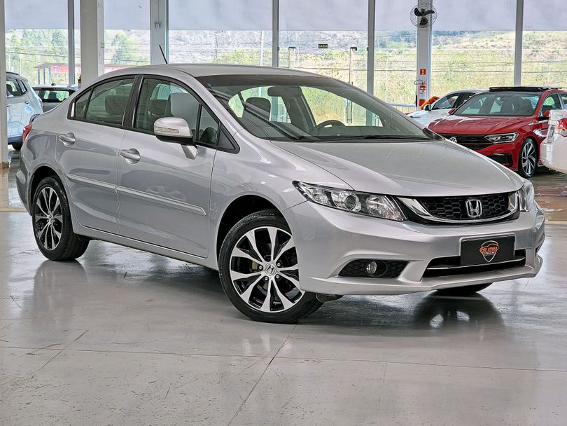 Honda Civic Sedan LXR 2.0 Flexone 16V Aut. 4p