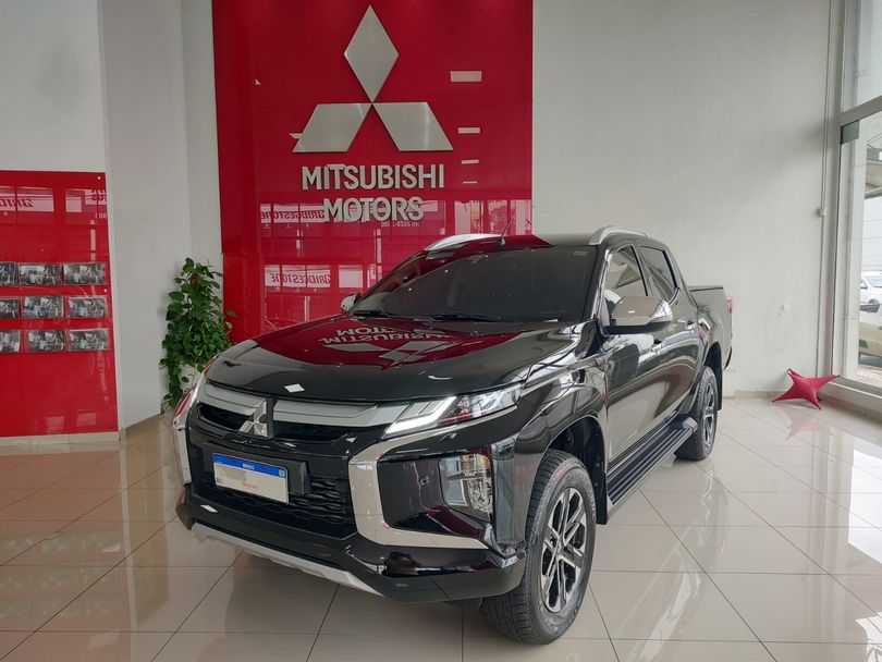 Mitsubishi L200 Triton Sport HPE-S 2.4 CD Dies. Aut