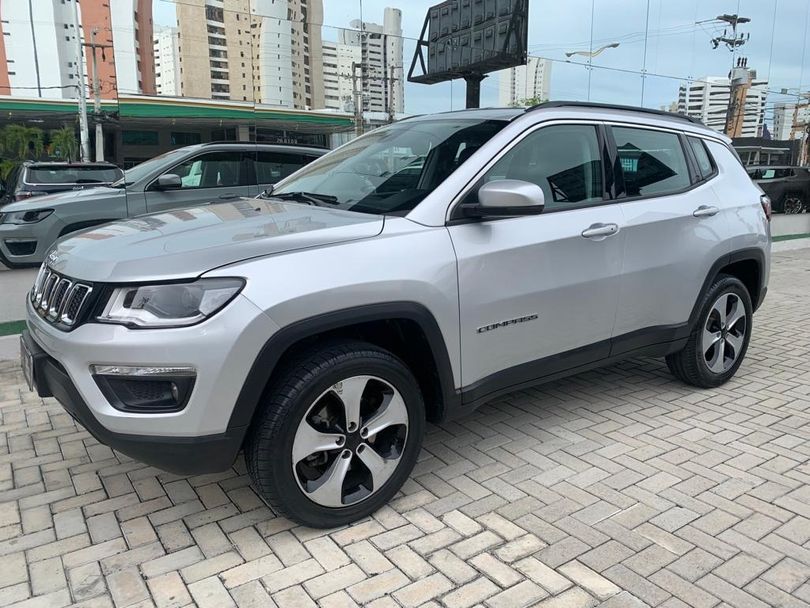 Jeep COMPASS LONGITUDE 2.0 4x4 Dies. 16V Aut.