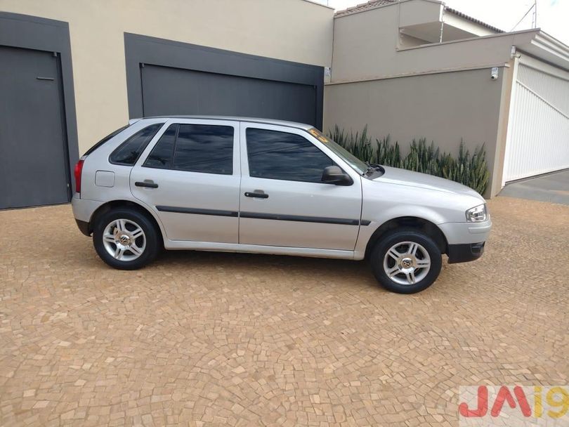 VolksWagen Gol (novo) 1.0 Mi Total Flex 8V 4p