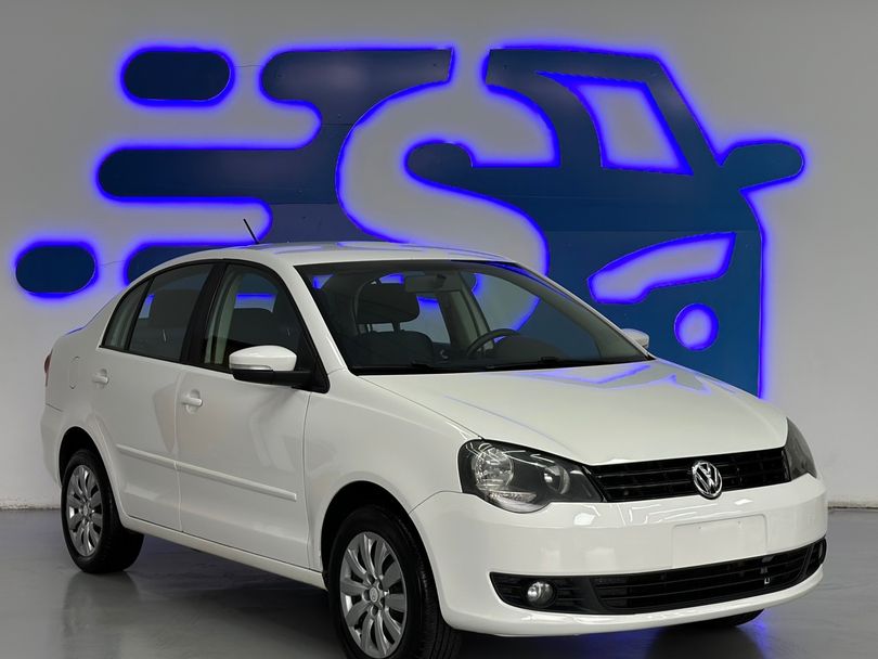 VolksWagen Polo Sedan 1.6 Mi Total Flex 8V 4p