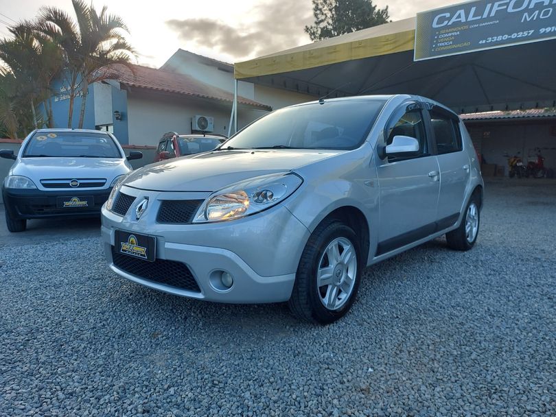 Renault SANDERO Privilège Hi-Flex 1.6 8V 5p
