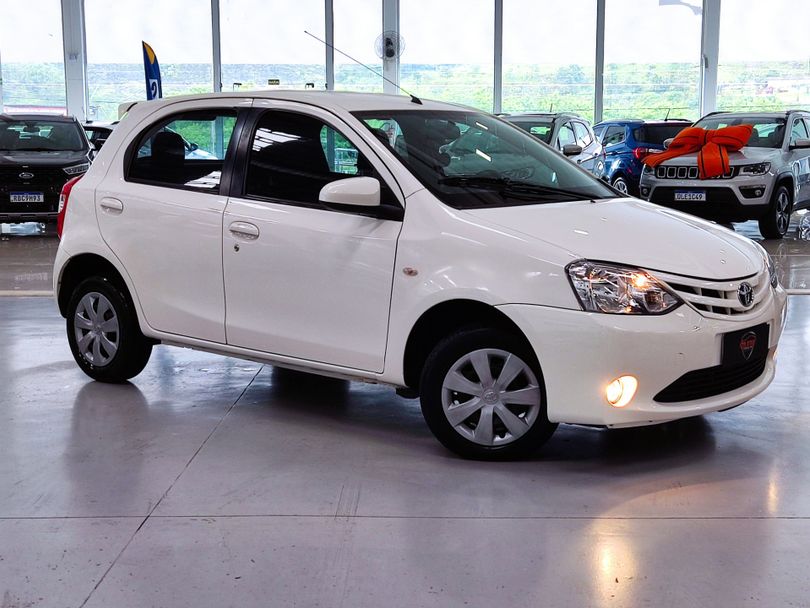 Toyota ETIOS XS 1.5 Flex 16V 5p Mec.