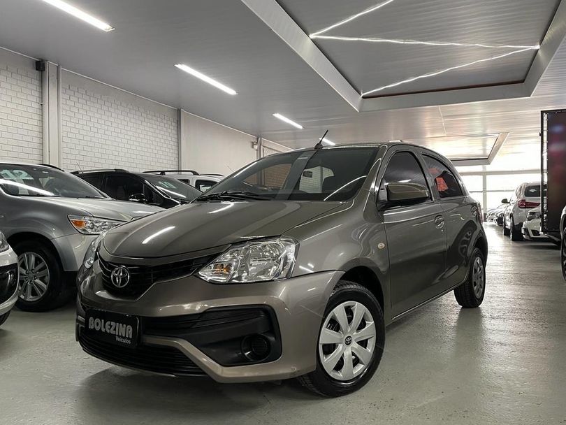 Toyota ETIOS X 1.3 Flex 16V 5p Aut.