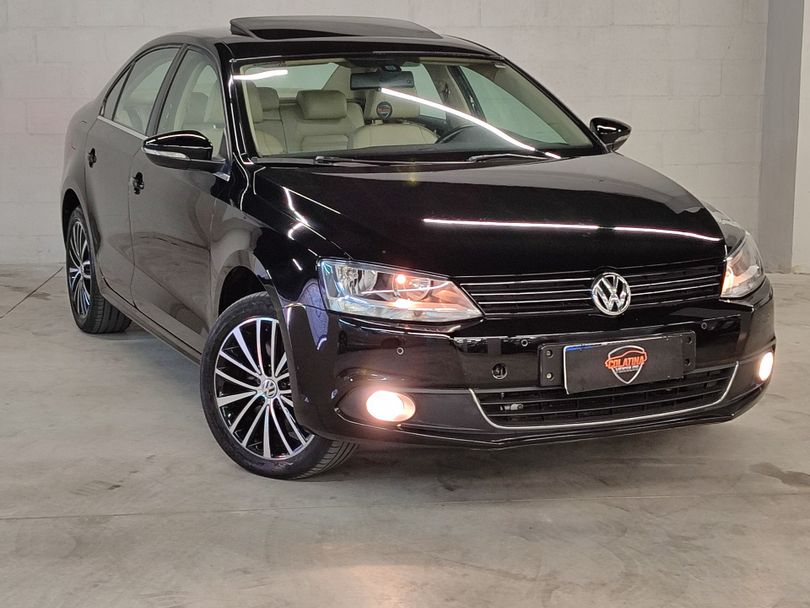 VolksWagen JETTA Highline 2.0 TSI 16V 4p Tiptronic