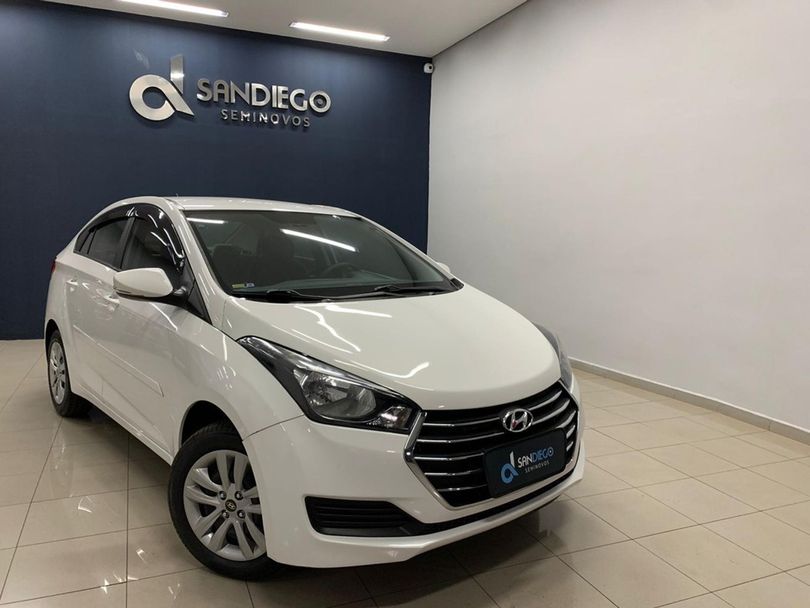 HYUNDAI 1.6 COMFORT PLUS 16V FLEX 4P MANUAL