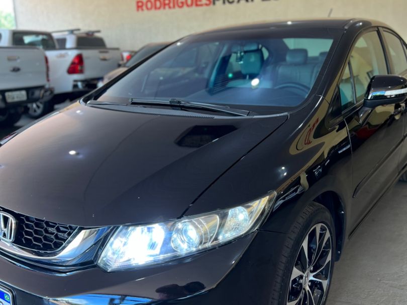 Honda Civic Sedan LXR 2.0 Flexone 16V Aut. 4p