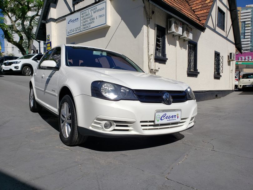 VolksWagen Golf Sportline 2.0 Mi Total F. 8V Tip.