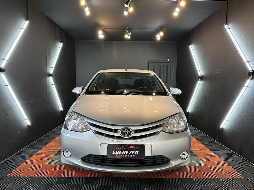 Toyota ETIOS XS 1.5 Flex 16V 5p Mec.