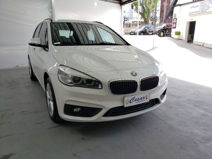 BMW 220i Tourer Active Flex 2.0 TB Aut.