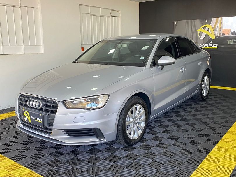 Audi A3 Sedan 1.4/ Attra. 16V TB FSI S-tronic